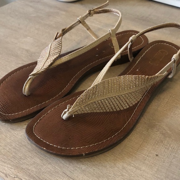 carlos santana gold leaf sandals